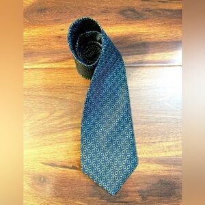 BROOKS BROTHERS “346” Pure Silk Chains on Blue Print Necktie Made In USA